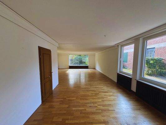 Großzügiger Wohn-Essbereich