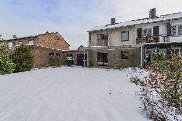 Rückwärtige Ansicht