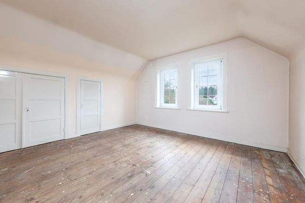 Zweites Zimmer im Dachgeschoss