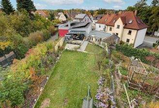 Gartenparadies auf der Rückseite