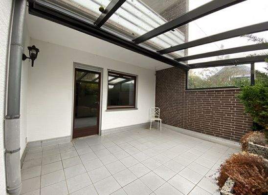 Überdachte Terrasse
