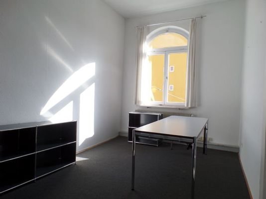 Zimmer 2 (ca. 16 m²)