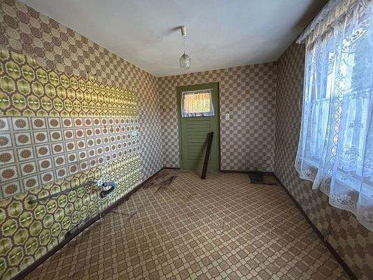 3031 Küchenraum mit Seiteneingang