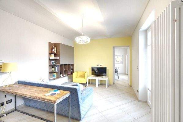 elegantes Haus im Zentrum von Canale –  Piemont