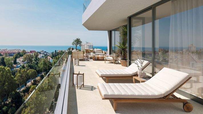 Spacious Apartments With Open-Plan Interiors in Fuengirola