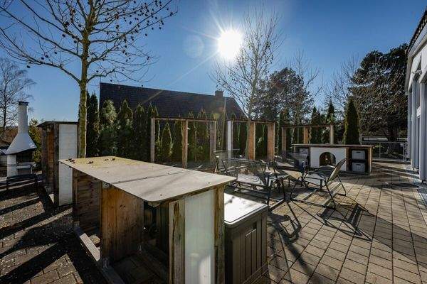 Sonnenterrasse mit viel Platz