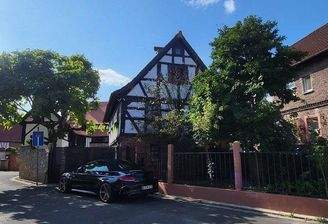 Eingangsbereich und Vorgarten