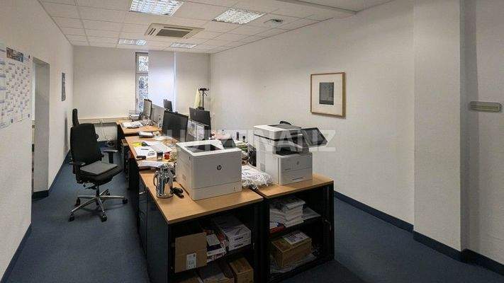 Büro im 1. OG 