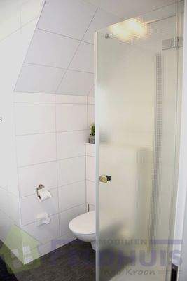 Wohnung 2  Badezimmer Bild 2