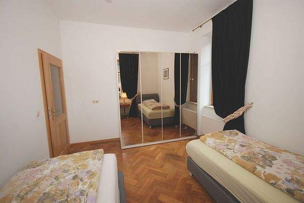 4-Zimmer-Ferienwohnung-AW5-2-009-sz 1 2.jpg