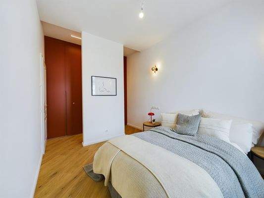 ca98a884-1b46-4cf4-bc94-e440a970b36e