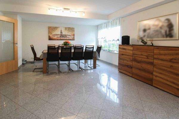 Wohnküche Hochparterre Essbereich