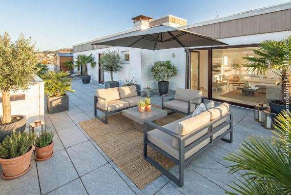 Westterrasse, virt.möbliert