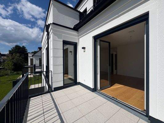 Sonniger Süd-West-Balkon