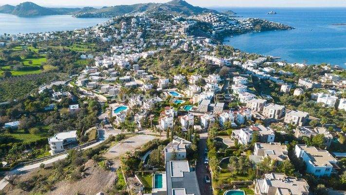 Sea-View House with Private Pool in Bodrum Yalıkavak
