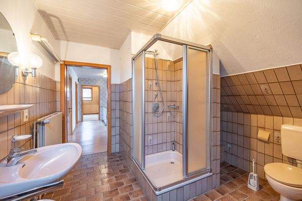 Badezimmer Obergeschoss 3