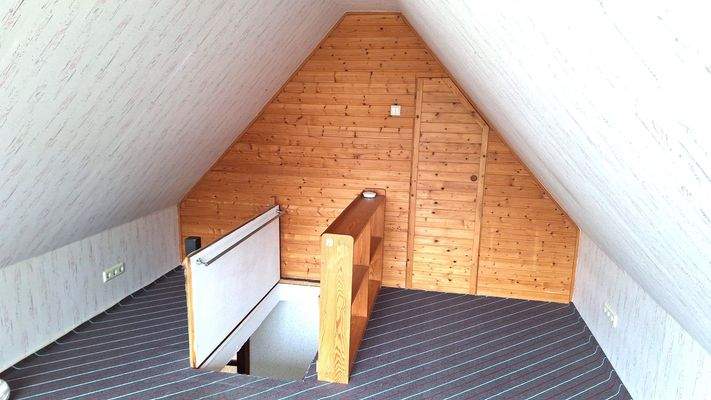 Mansarde mit Blick nach unten