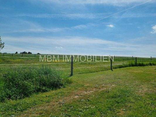 Blick vom Grundstück