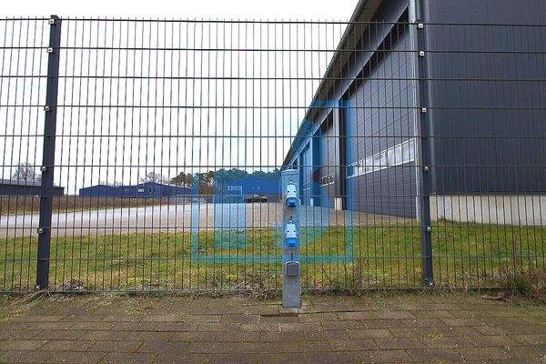 Starkstromanschluss außen