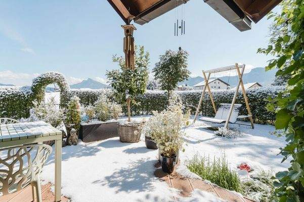 Terrasse als erweiterter Lebensraum zwischen Innen und Natur