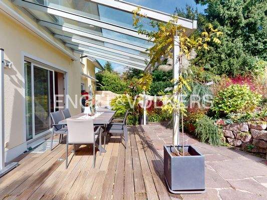 Überdachte Terrasse