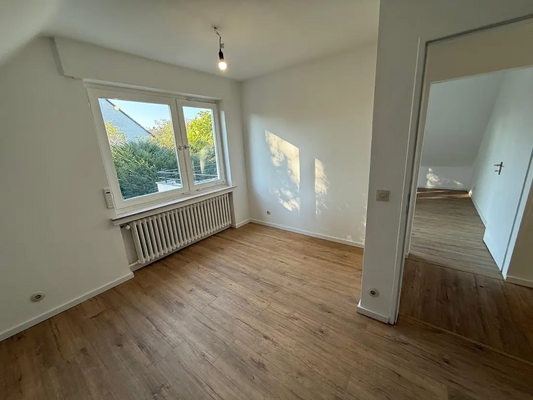 1ac85101-fe2c-41ff-b8ab-77eddf17fff2-1961357363