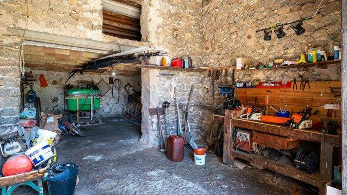 Escorca Mallorca rustikale Finca zum Verkauf Garage BHHS-BAL-0176