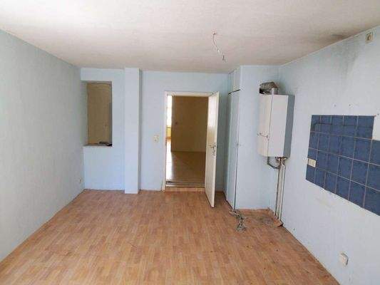 Küche im 1.OG mit Etagenheizun