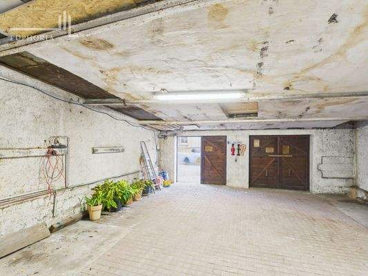 CAM03352G0-PR0099-STILL078