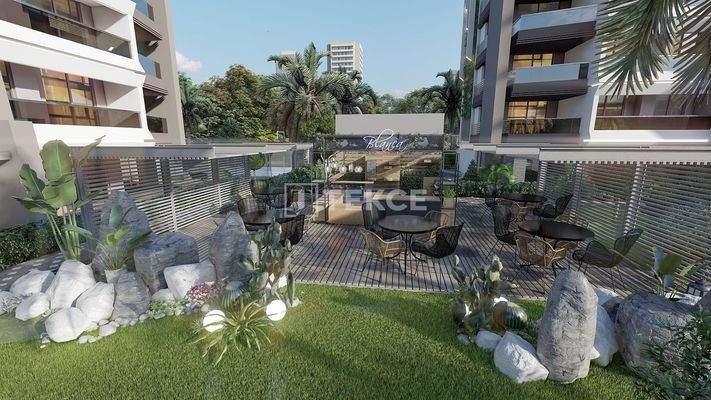 Apartments with Pool in Altıntaş Close to the Airport