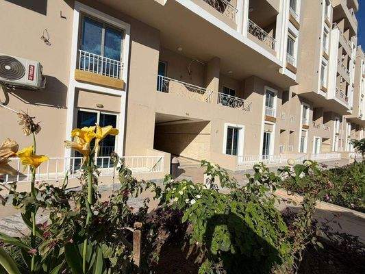 Sea-view-apartment-in-Hurghada (3).jpg