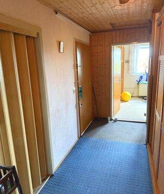 DG_Flur mit Kinderzimmer