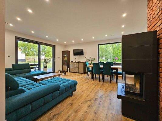 Osieczow-dom-na-przedaz-sprzed