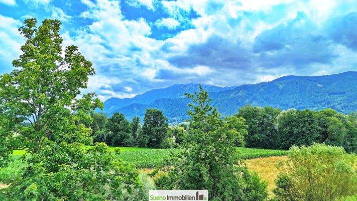Blick auf die Kremsmauer