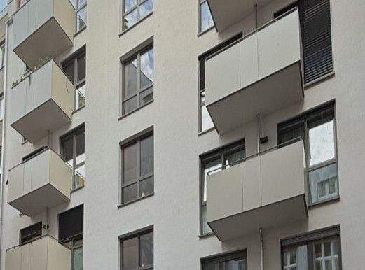 *Neubau und Loftgebäude