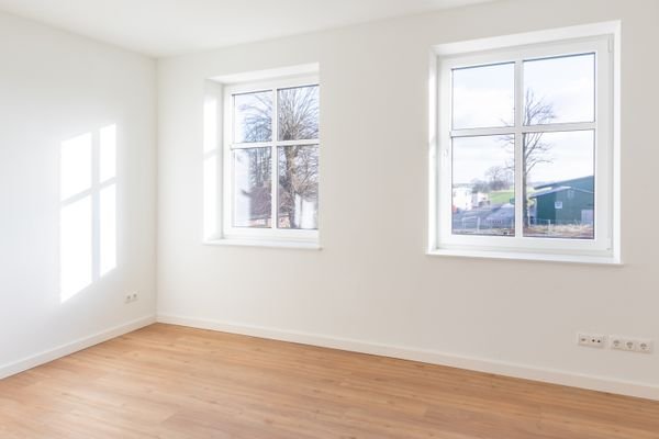 weiteres Zimmer im OG.jpg