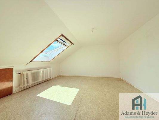 Schlafzimmer, DG, Bild 1