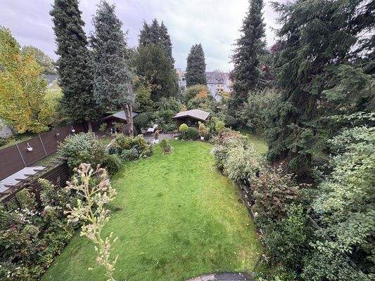 Garten aus dem 1. OG aus gesehen