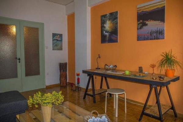 Kreta, Chania: Renovierte und voll möblierte Wohnung im Zentrum zu verkaufen