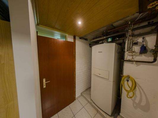 038 Keller Heizung.jpg