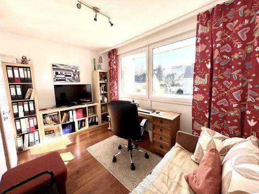 Schlaf-/ Arbeitszimmer