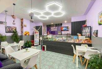 Gastraum Waffelladen