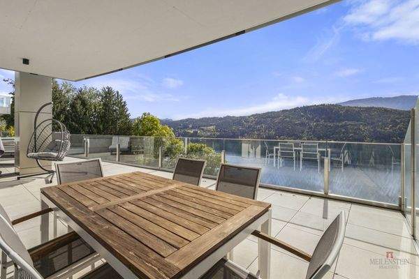 Terrasse mit Seeblick
