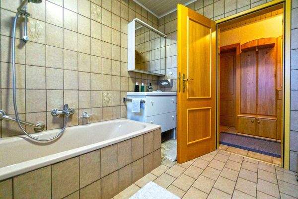 Badezimmer Richtung Vorraum