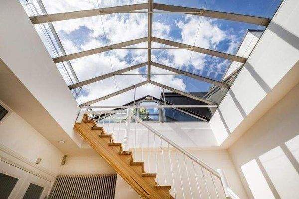 Zugang zur Dachterrasse