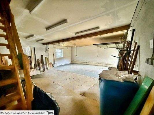 Nebengebäude Garage/Werkstatt