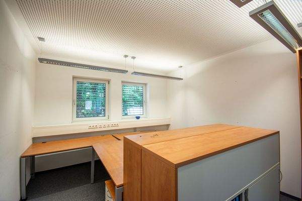 Beispiel Zweier-Büro EG