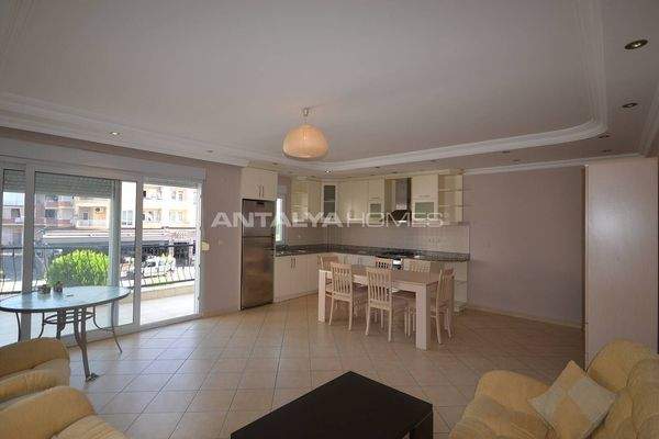 Apartment in Begonvil Complex with Pool in Alanya Oba