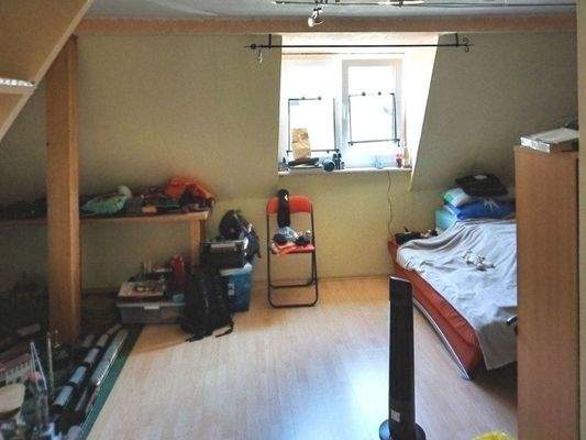 Zimmer Dachgeschoss ohne Dämmung