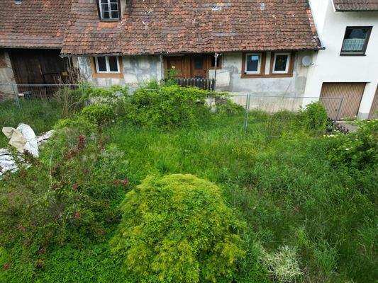 Großer Garten zur Südseite